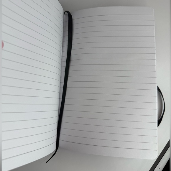 Winkooy Black Leather Journal - New in Box - Picture 2 of 4